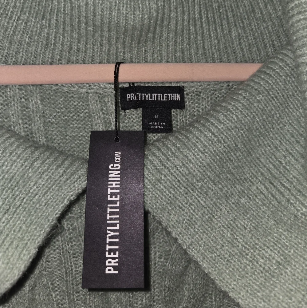 NWT!! PrettyLittleThing Sage Long Sleeve Knit Dress - Picture 5 of 8